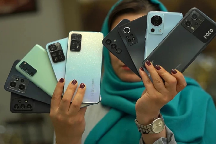 پرفروش‌ترین مدل‌های موبایل با باتری قوی برای استفاده طولانی