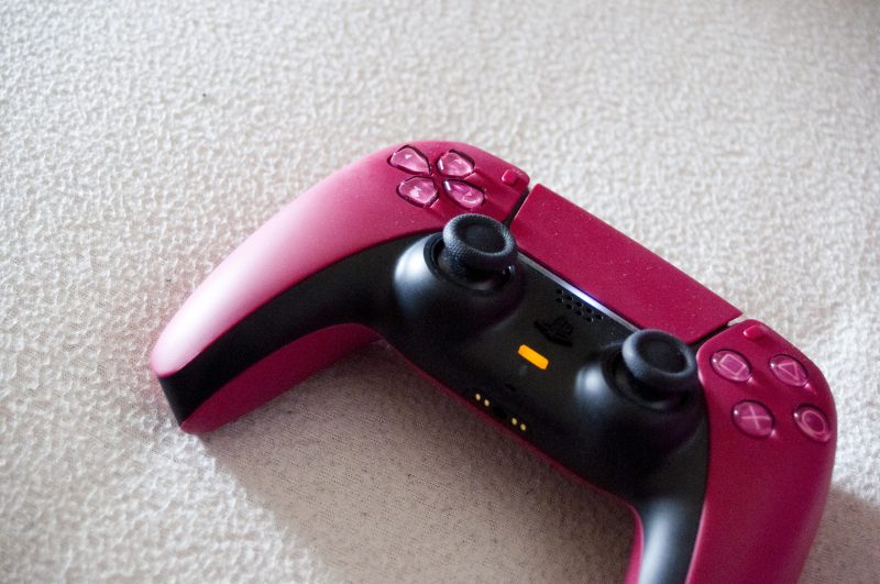 دسته‌ی DualSense کنسول PlayStation 5 Slim