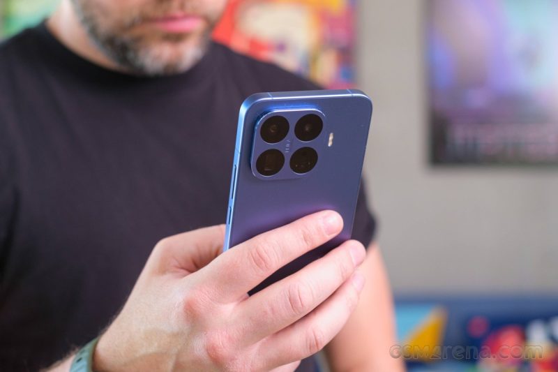 نمایشگر AMOLED گوشی شیائومی 17T Pro